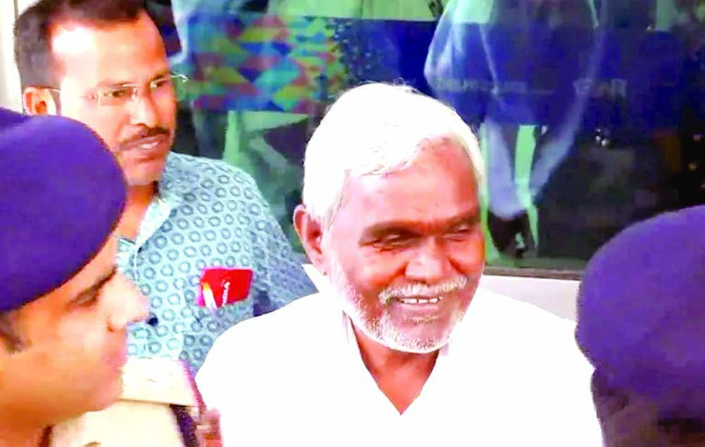 Former Jharkhand Chief Minister Champai Soren is being spied on for 5 months: Sarma